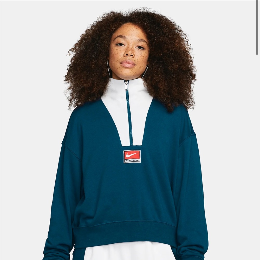 Nike Quarter-Zip Sweatshirt- size L (never worn)